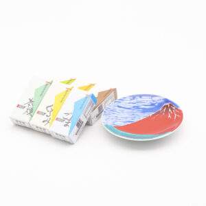 A bite of Yokan Variety pack 6pcs | Iwatanido + Kutani Ware Sauce Plate (3.74 x 3.74) JIN-100002-VP